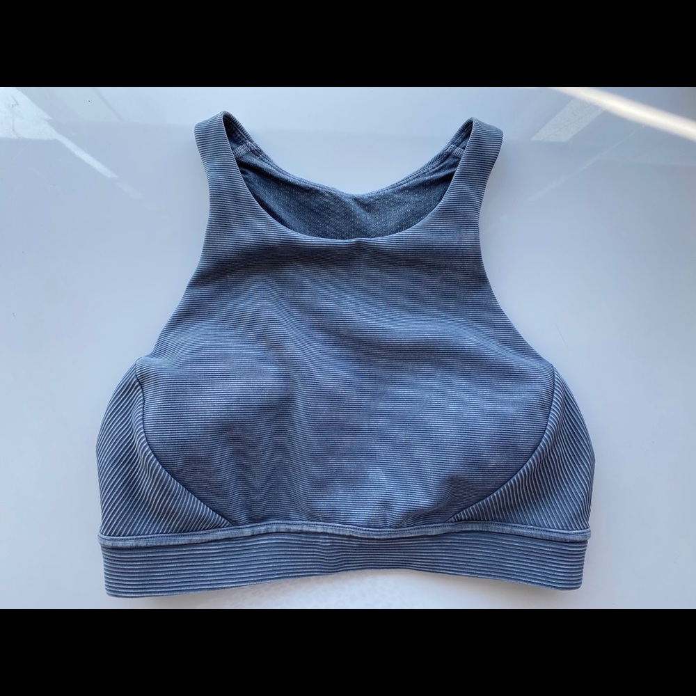 Lululemon halter sports bra